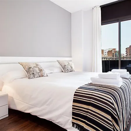 Friendly Gaudi Dream Апартаменты *